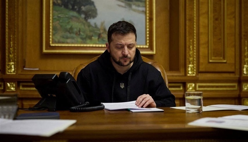 زيلينسكي يتعهد باستعادة القرم من السيطرة الروسية