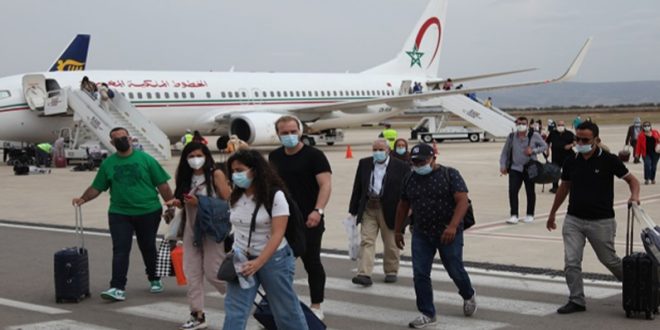 وصول ثالث طائرة للخطوط الملكية المغربية من السودان تقل 154 مواطنا مغربيا