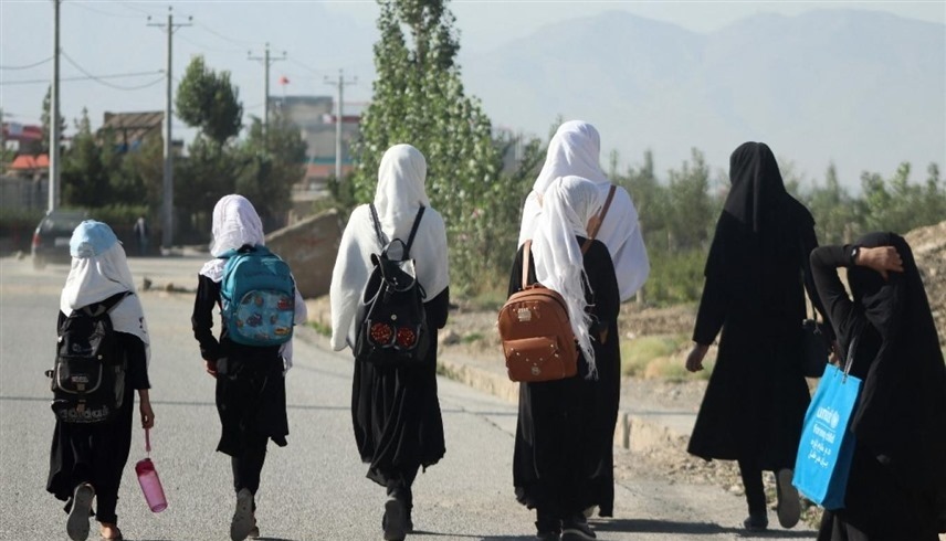 طالبان تعلق أنشطة المدارس التي تديرها منظمات غير حكومية