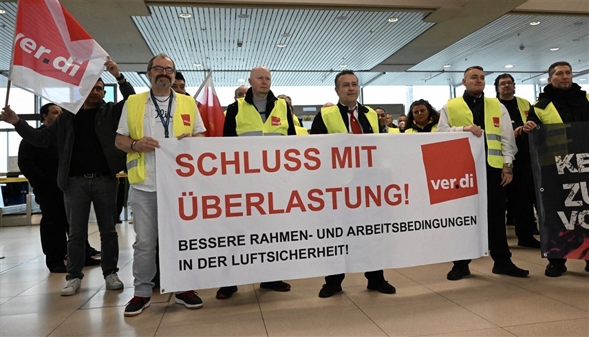 مطار برلين يلغي جميع الرحلات بسبب إضراب واسع