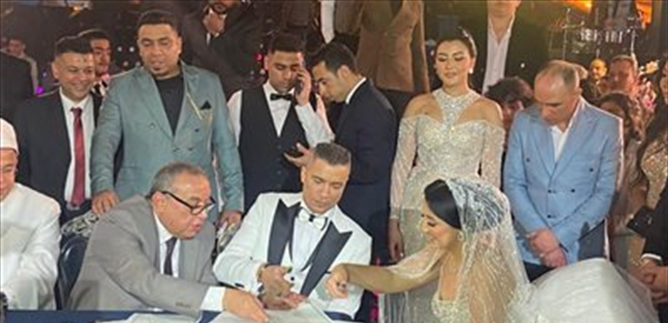 مفاجأة من العيار الثقيل في قسيمة زواج حسن شاكوش.. ماذا كشف محاميه؟