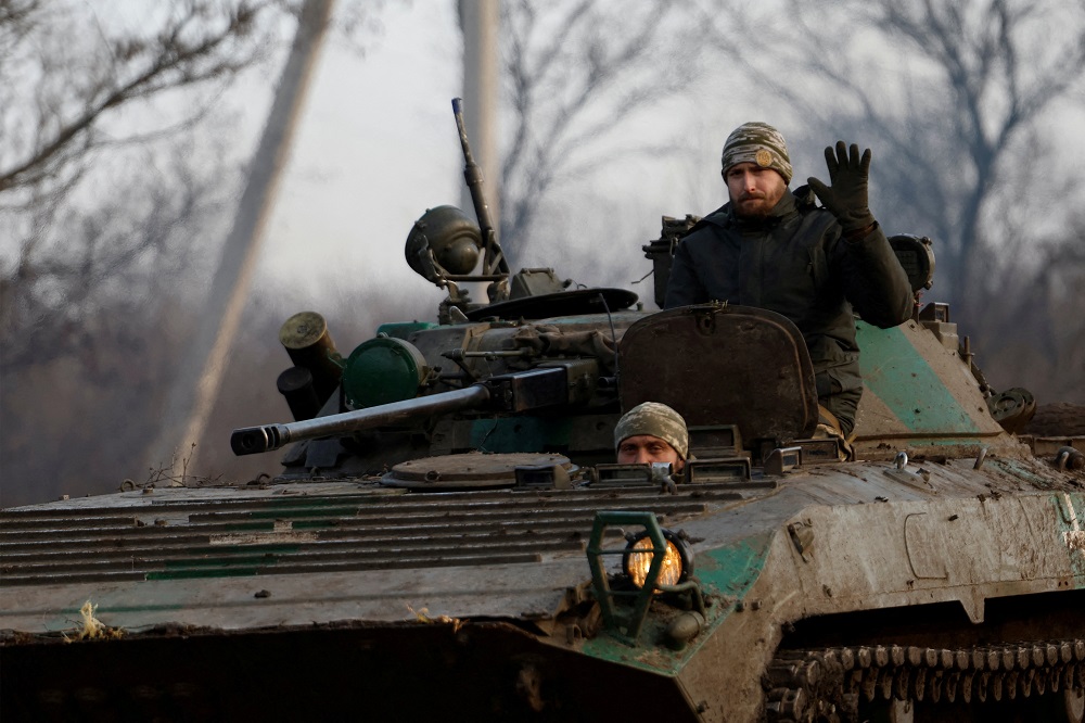 أوكرانيا تعلن تراجع الروس في باخموت.. وموسكو تقلل من كفاءة "باتريوت"