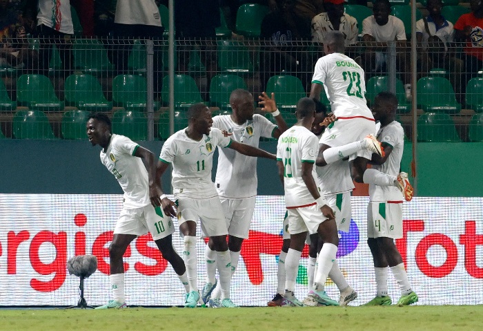 أمم إفريقيا، منتخب موريتانيا يطيح بالجزائر من دور المجموعات