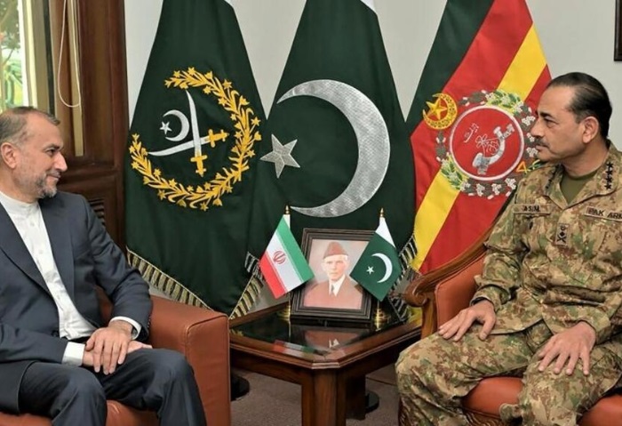 باكستان وإيران تتفقان على تهدئة التوتر وتعزيز التعاون الأمني