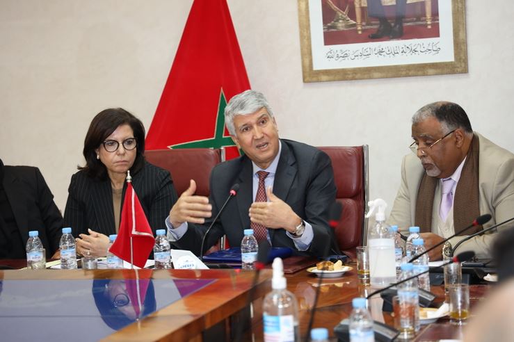 L'approvisionnement du marché en produits de la pêche durant Ramadan au centre d’une réunion entre M. Sadiki et les professionnels