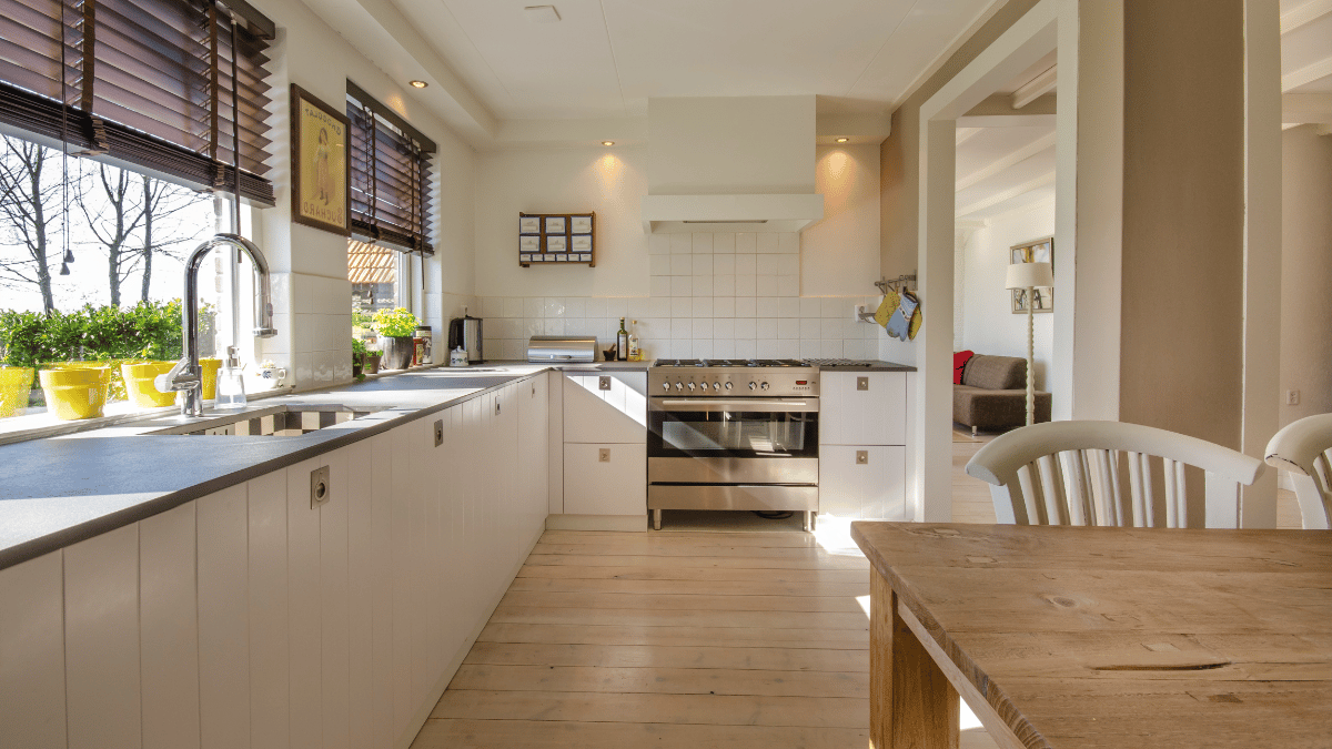 Les TOP Secrets de Rangement pour une Cuisine Organisée 4 Cuisine Organisée : Astuces de Rangement et de Gain d'Espace