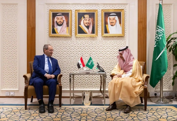 وزير الخارجية السعودي يبحث مع نظيره السوري العلاقات المشتركة بين البلدين