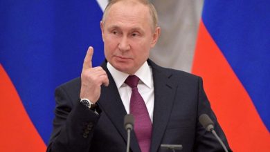 أول زعيم عربي يهنئ بوتين بفوزه في الانتخابات الرئاسية الروسية