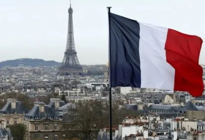 فرنسا ترفع درجة التأهب الأمني بعد رصد تهديدات