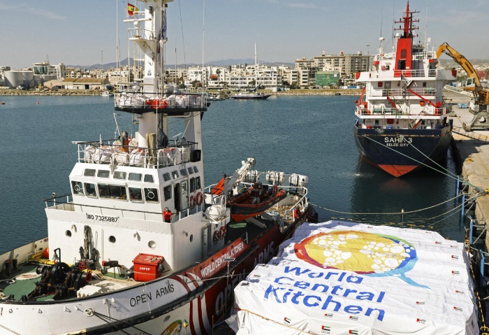 سفينة مساعدات إنسانية أخرى تنطلق من قبرص متجهة إلى غزة بحمولة 400 طن