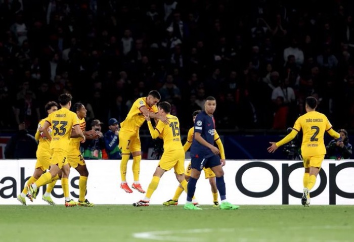 باريس سان جيرمان يسقط أمام برشلونة بثلاثية بدوري أبطال أوروبا