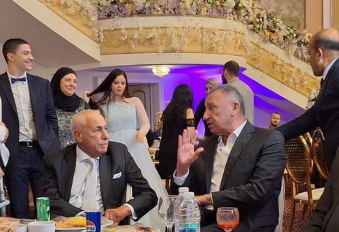 اجتماع ودي بين الخطيب وحسين لبيب في حفل زفاف نجل أشرف قاسم (صور)