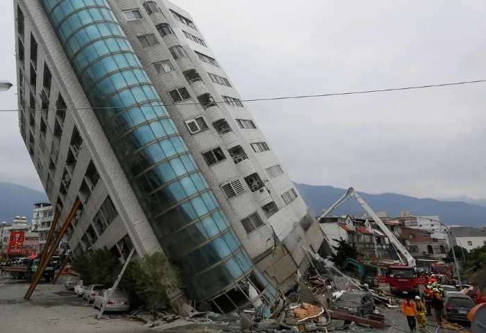 لحظات مرعبة في تايوان بسبب الزلزال الأقوى منذ ربع قرن (فيديو)