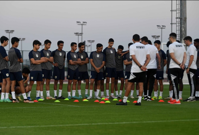 منتخب الكويت للناشئين يستعد لمواجهة عمان في دورة الألعاب الخليجية