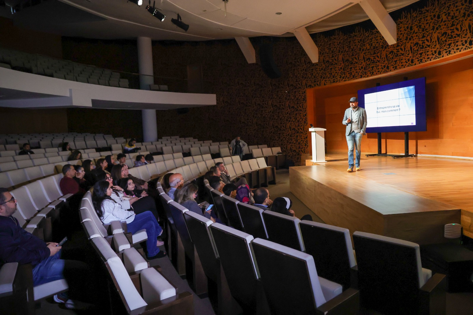Conférence "Dirigeants ChatGPT" : l'IA, un levier de croissance pour les entreprises