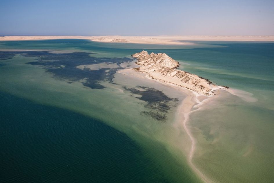 Les Meilleures Plages du Maroc : Un Voyage Époustouflant le Long de la Côte 4 L'île du Dragon à Dakhla