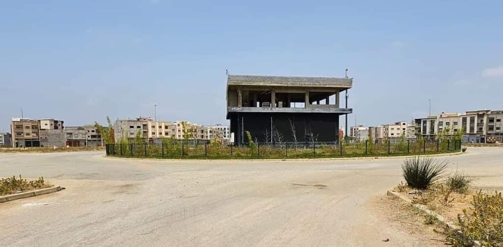 Maroc : Un Café sur un Rond-Point Fait Scandale 3 Maroc : Un Café sur un Rond-Point Fait Scandale