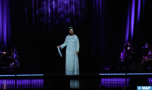 Mawazine 2024 : Oum Kalthoum fait son retour grâce à la magie de l’hologramme