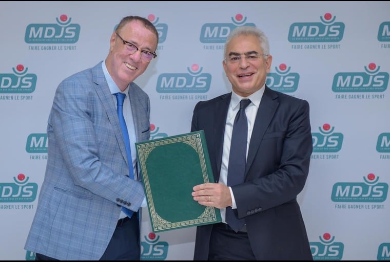 Signature de l’actualisation de la convention de partenariat entre l’Association Marocaine de la Presse Sportive et la MDJS