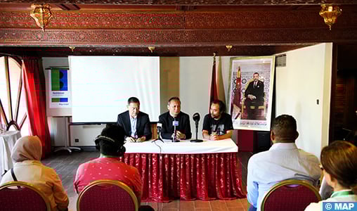 53è FNAP à Marrakech : Des artistes chinois “émus et impressionnés” par la diversité et la richesse du folklore marocain