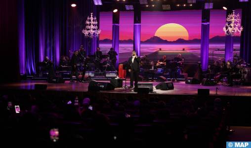 Mawazine 2024: clôture en douceur sur les notes romantiques de l’artiste libanais Adam