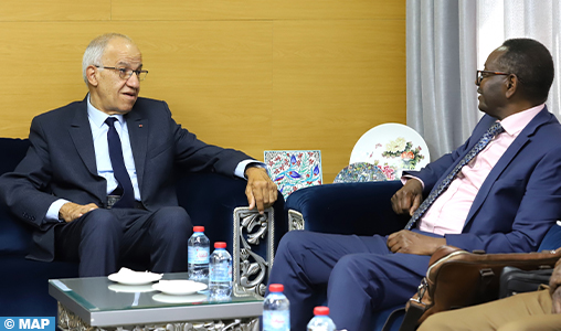 Recherche scientifique : L’UM5R et l’Association des Universités Africaines renforcent leur coopération