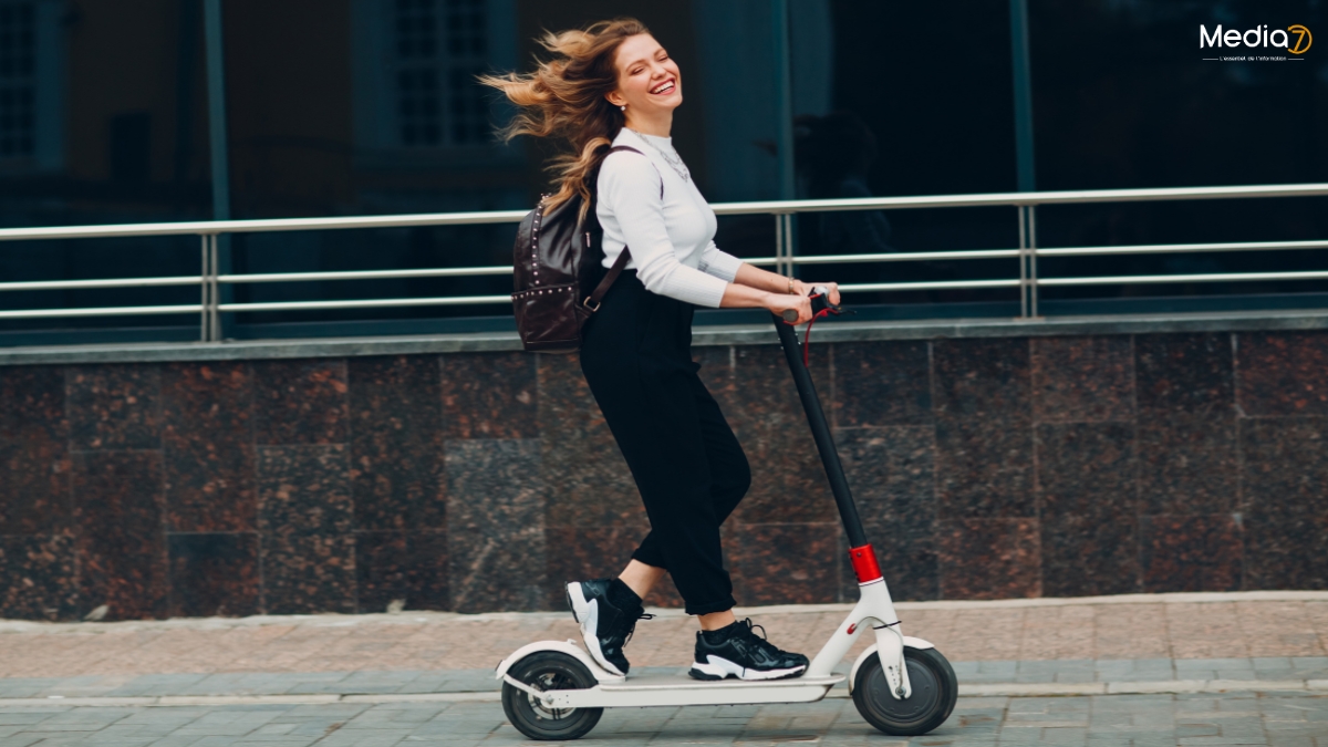Trotinettes et les Vélos Électriques