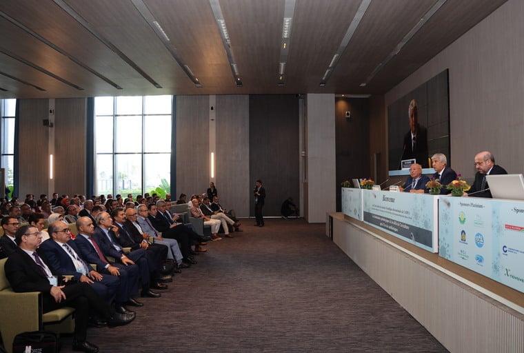 Santé aviaire : M. Sadiki appelle à une transformation profonde des systèmes de production