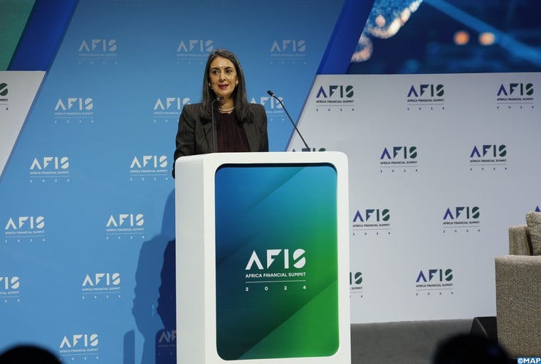 Fluidité, solidité et libération des énergies : un triptyque pour un avenir où la finance devient un levier puissant du développement durable en Afrique (Mme Fettah)