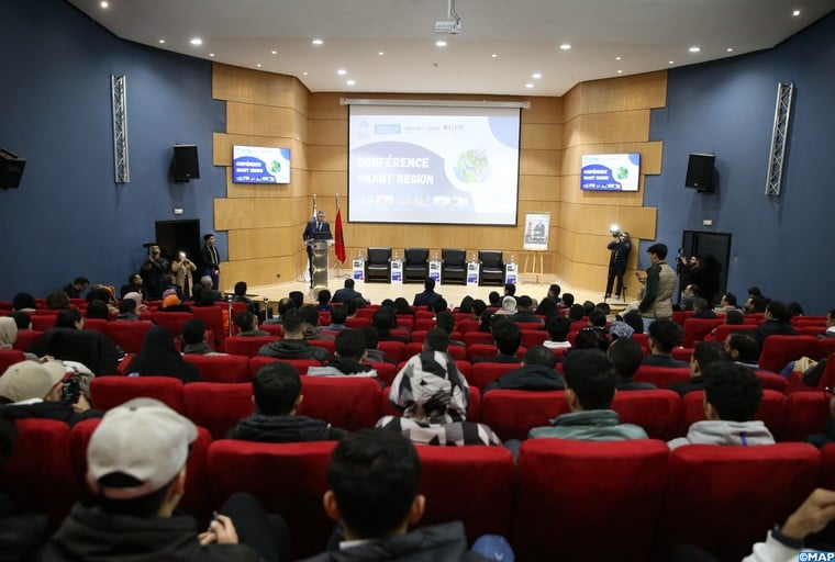Hackathon Smart Région: Une initiative pour l’innovation territoriale à Fès-Meknès