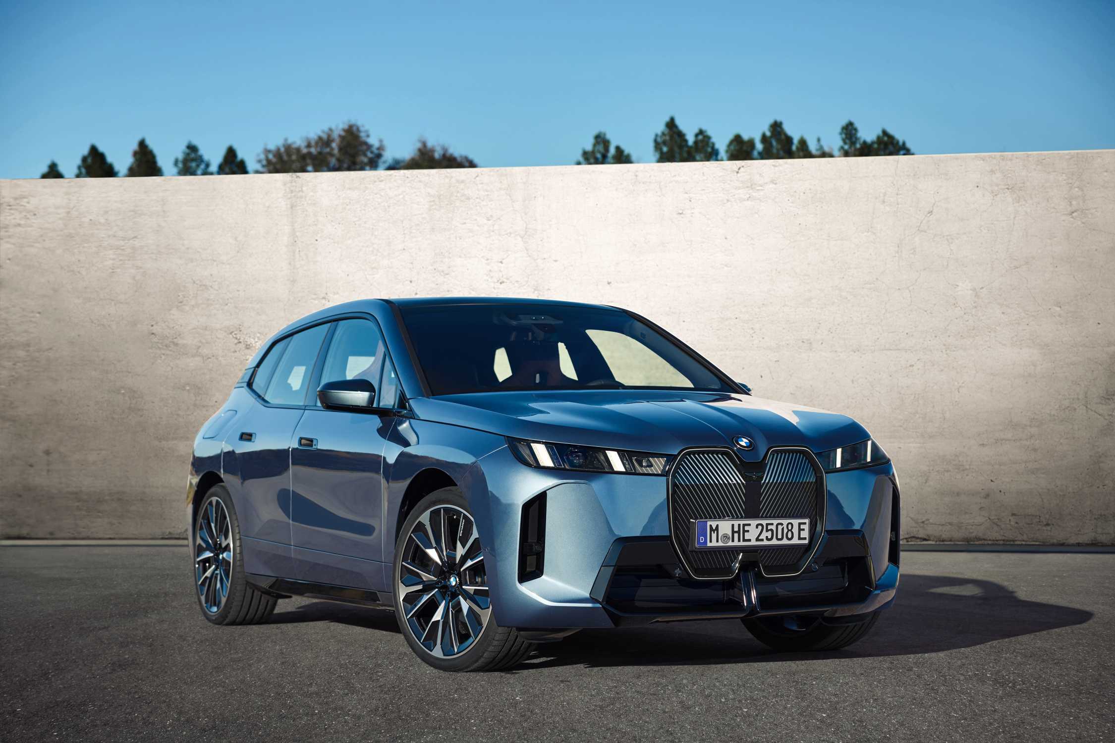 BMW iX 2026 : plus puissant, plus autonome, et encore plus séduisant 2 BMW iX 2026