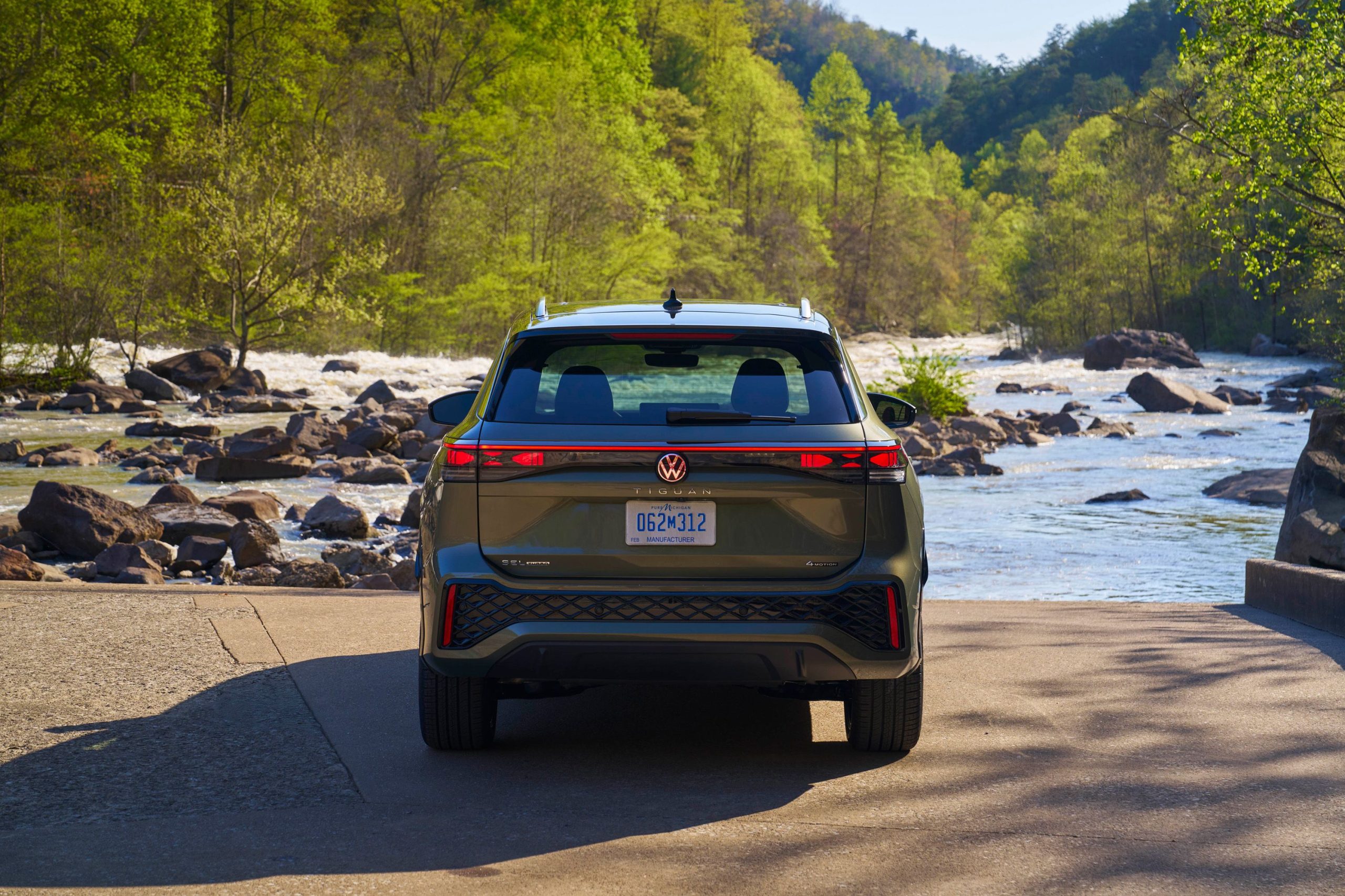 Tiguan SEL R-Line Turbo 2026