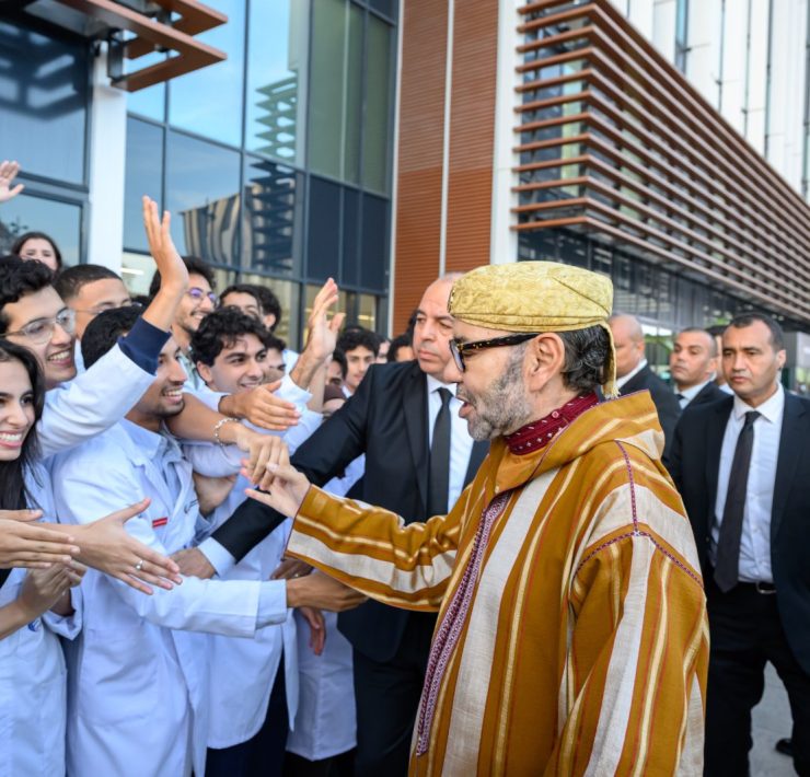 Sa Majesté le Roi inaugure le Complexe Hospitalo-Universitaire International Mohammed VI de Rabat et donne Ses Hautes Instructions pour la mise en service du CHU Mohammed VI d’Agadir