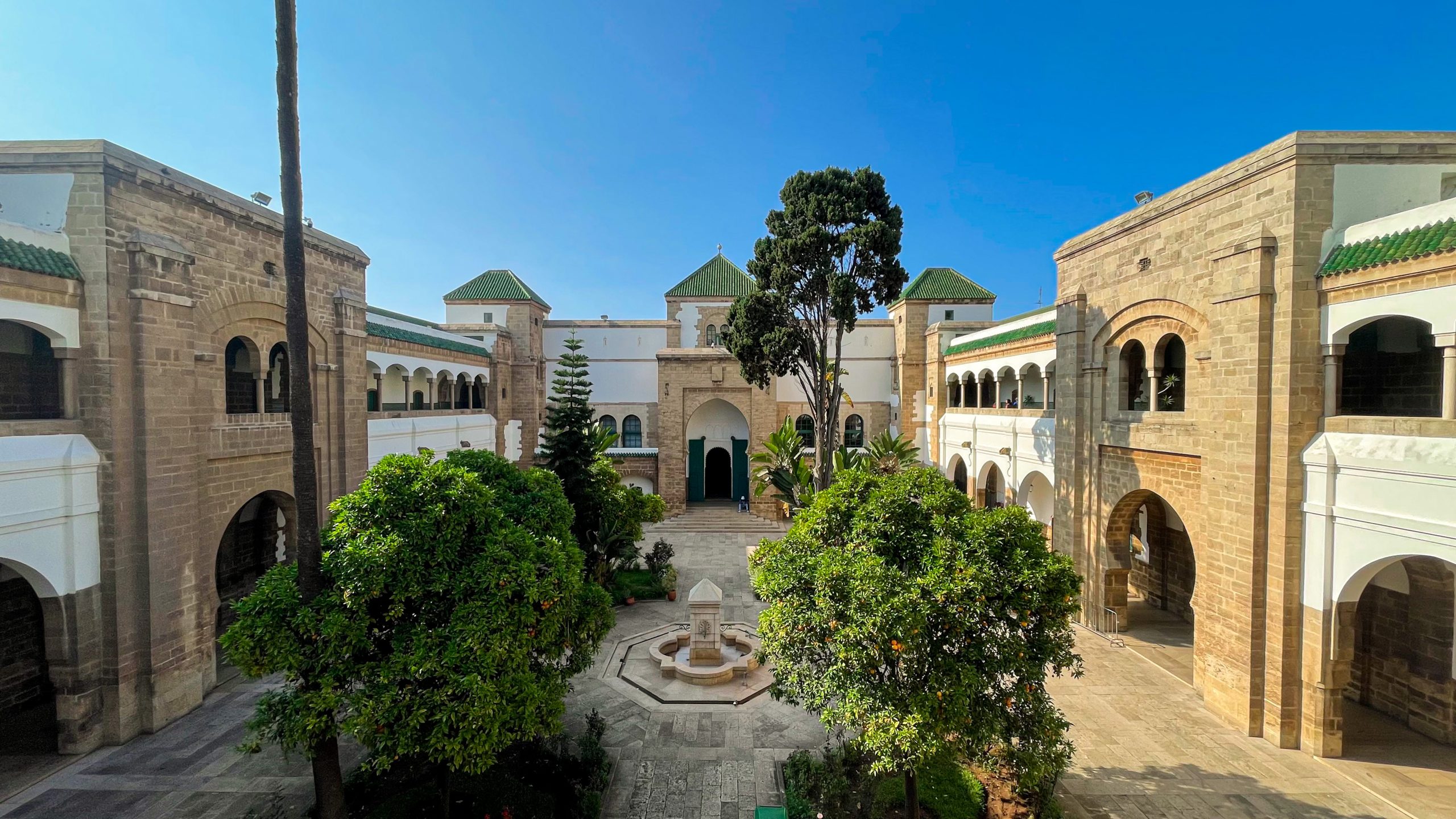 Casablanca : Le guide ultime pour explorer la "Ville Blanche" comme un vrai Casaoui 3 HABBOUS Casablanca