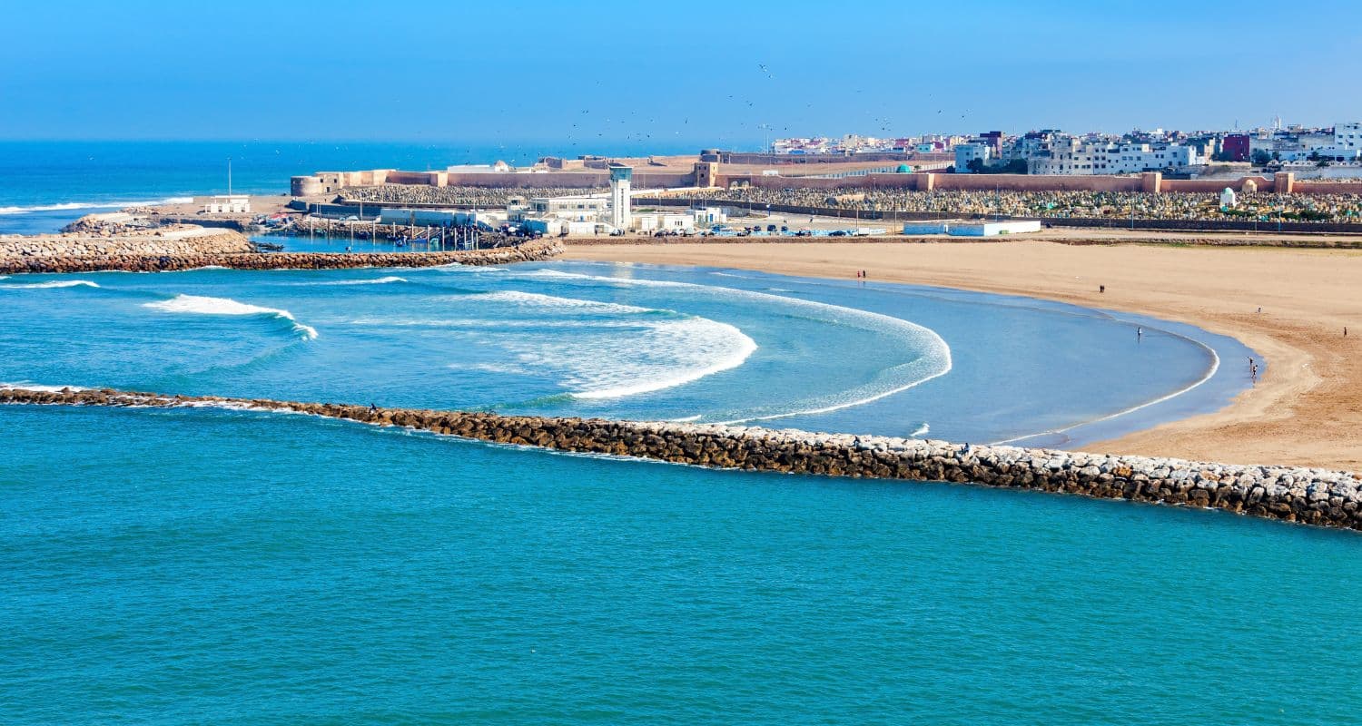 Rabat : Les Expériences Incontournables à Vivre Absolument dans la Capitale de Lumière 7 La Marina et le Surf rabat