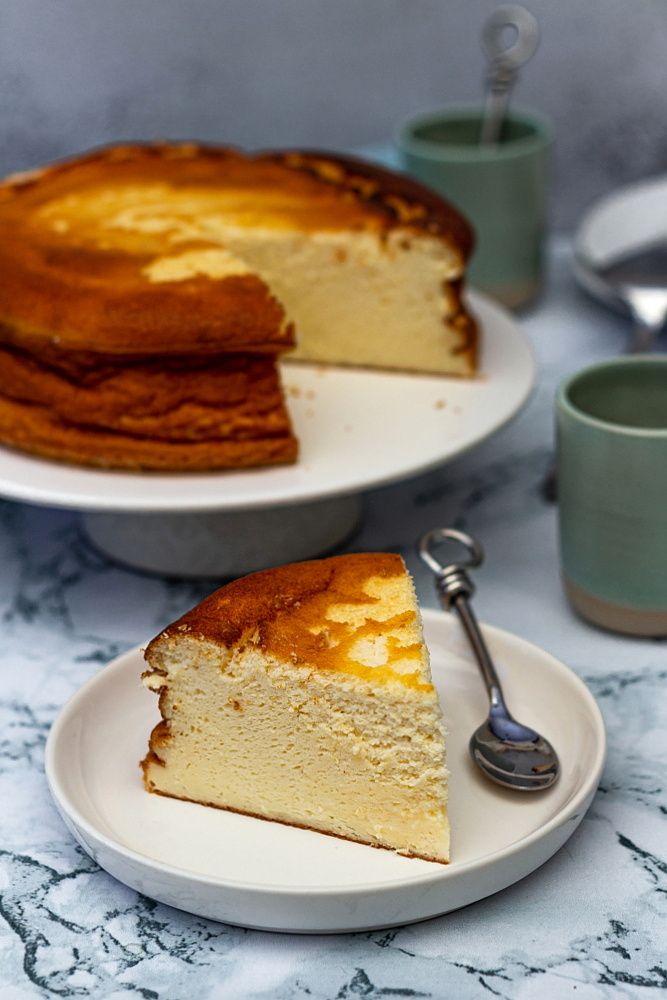 Gâteau au fromage blanc léger et facile : recette sans gluten à 100 kcal, moelleuse et inratable 3 Amandine Cooking
