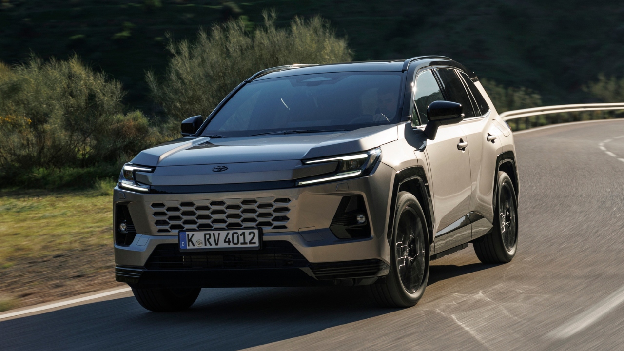 Toyota RAV4 2026 : le SUV hybride japonais revient plus fort au Maroc 2 Toyota RAV4 2026